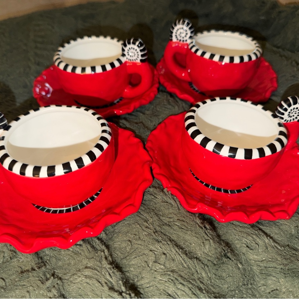 8 piece judie bomberger tea Set Beetlejuice Folk Art‎  style Mugs(4 Serving Set)